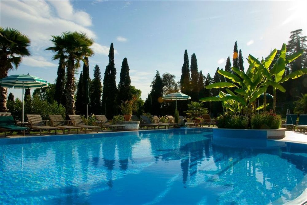 Hotel Madrina Lovely And Dynamic Garda (Verona)