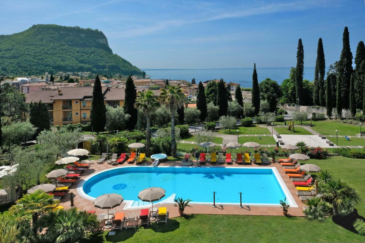 Hotel Madrina Lovely And Dynamic Garda (Verona)