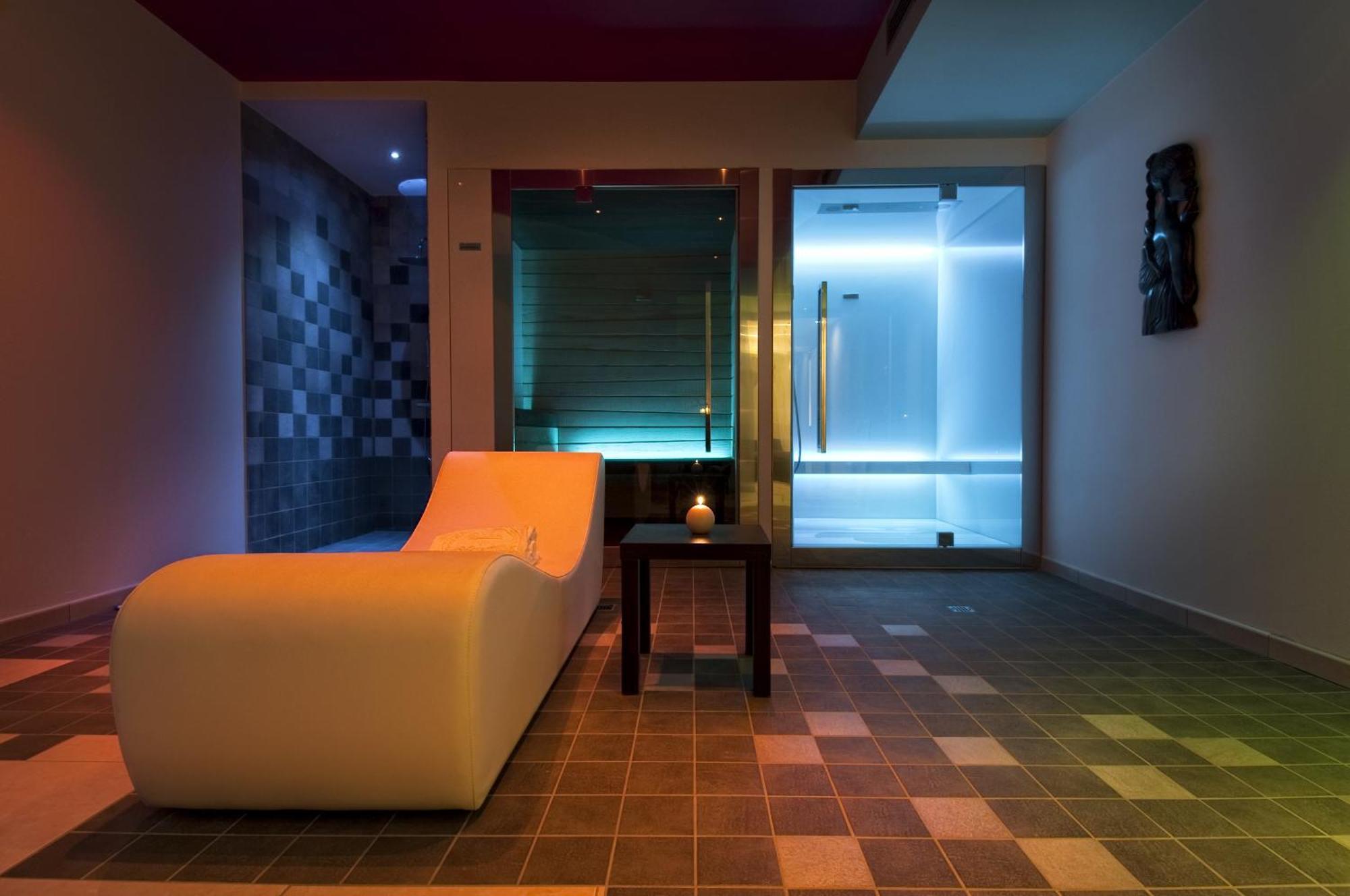Hotel Madrina Lovely And Dynamic 4*