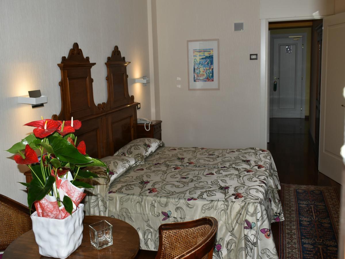Madrina Lovely And Dynamic 4* Garda (Verona)
